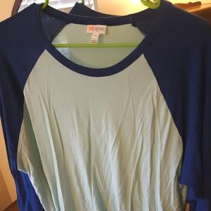 3/$20 super soft LuLaRoe Randy T Shirt